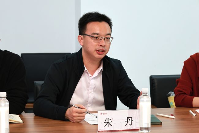 朱丹.JPG