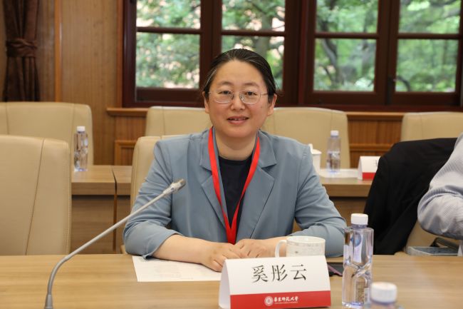 奚彤云1.jpg