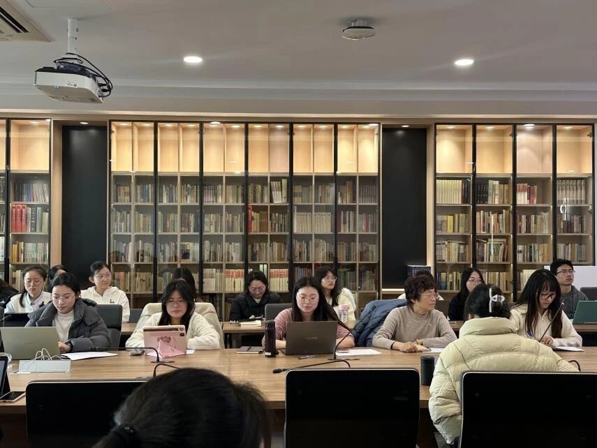 答辩会1.jpg